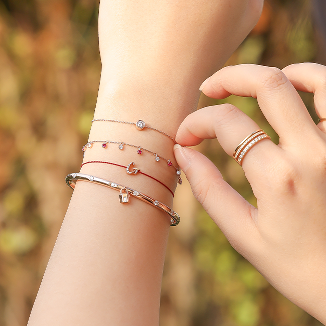 Bezel diamond bracelet